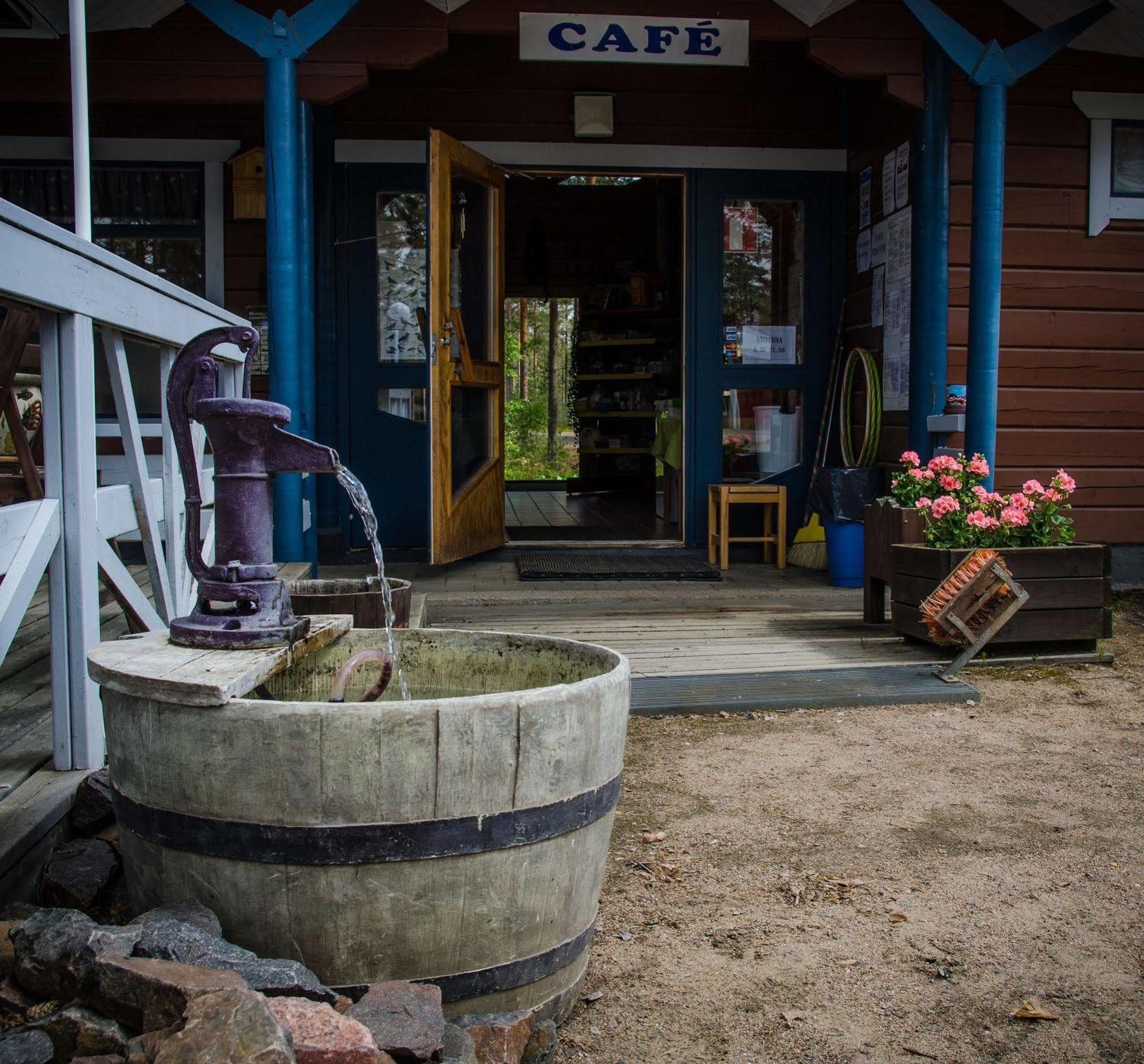 Ahvenlampi Camping Saarijärvi Екстериор снимка