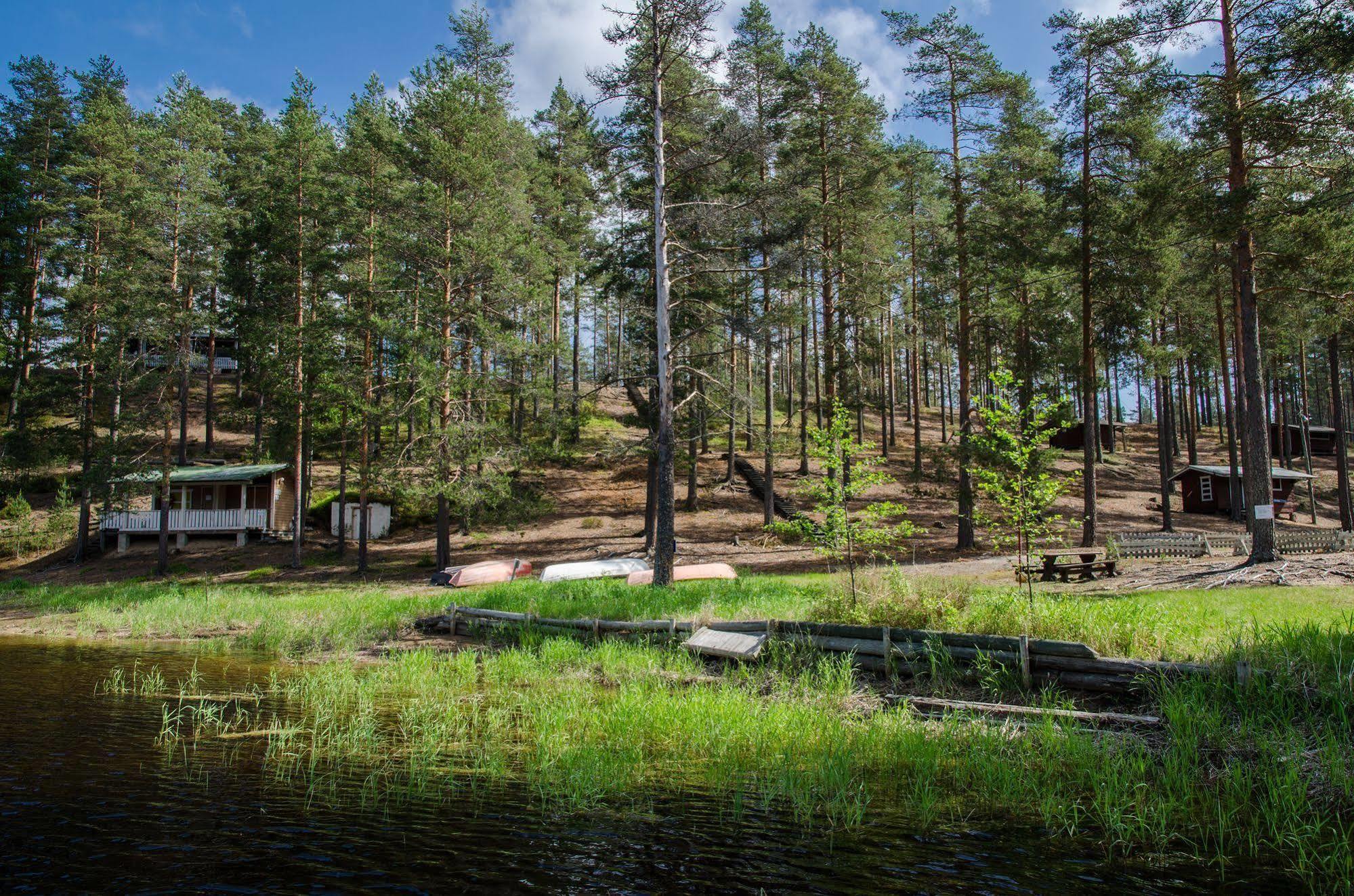 Ahvenlampi Camping Saarijärvi Екстериор снимка